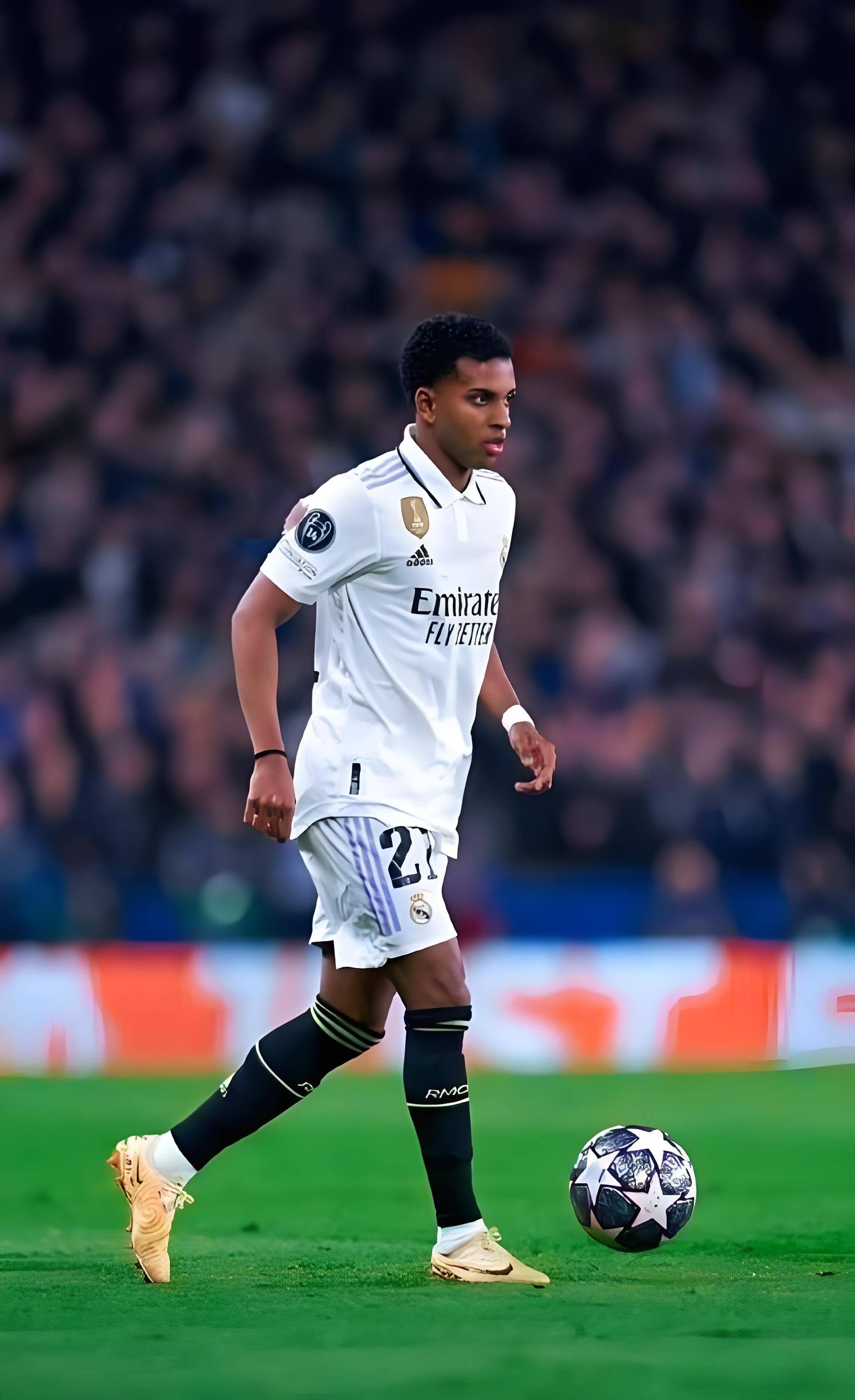 勇士观众热烈欢呼！，姆巴佩迎来二十赛季出色发挥气势如虹延续的简单介绍-九游娱乐下载